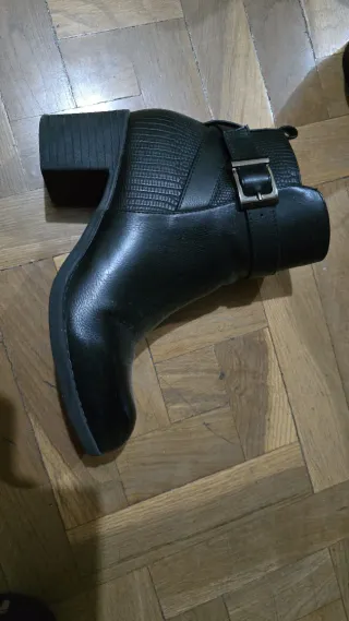 Botines negros como nuevos