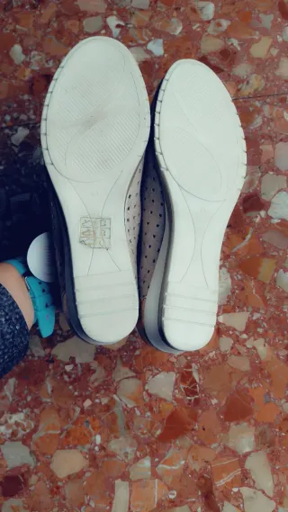 Zapatos 48 Horas Dorados Talla 39