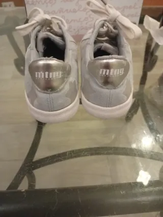 Zapatillas terciopelo estrellas talla 32