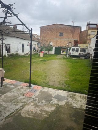 Se vende terreno urbano en el centro de Churriana