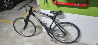 Bicicleta de Montaña GT Avalanche 3.0.