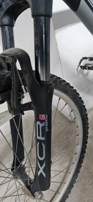 Bicicleta de Montaña GT Avalanche 3.0.