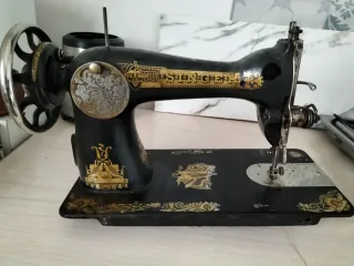 Máquina de coser Singer antigua