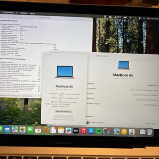 MacBook Air 2020 con caja y cargador