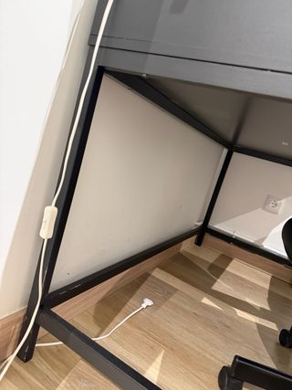 Mesa de escritorio Ikea negra