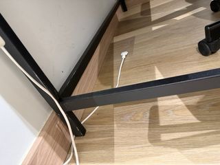 Mesa de escritorio Ikea negra