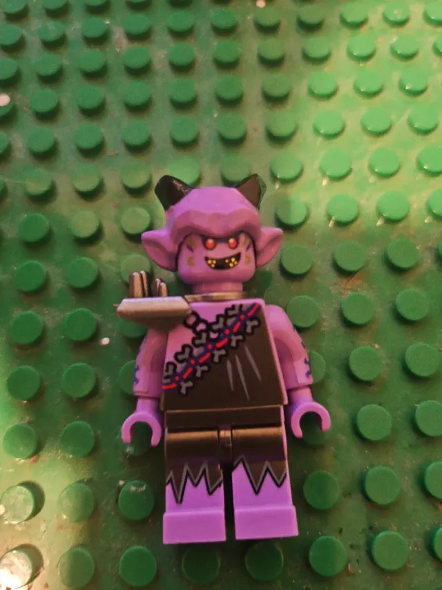 Minifigura LEGO Ninjago Demonio Viola non ufficiale