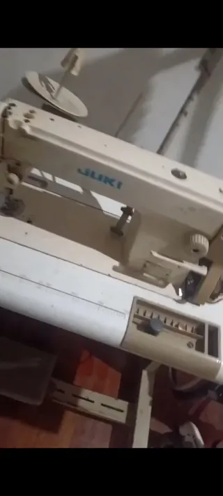 2 Máquinas de coser JUKI 200€ cada una