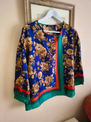 Blusa Zara Estampada Flores
