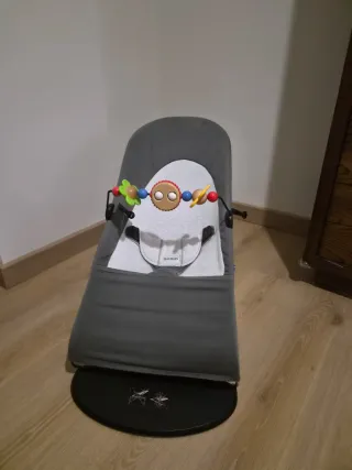 Hamaca bebé BabyBjörn gris