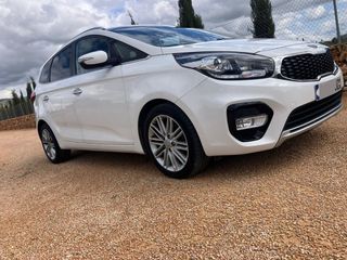 KIA Carens 2017