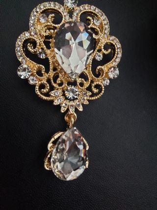 Broche dorado plateado con pedrería joyas mujer