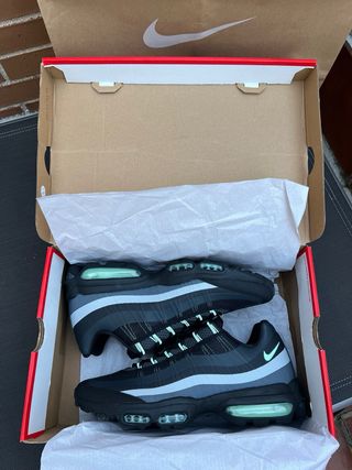 Nike Air Max 95 Ultra Black Mint Foam