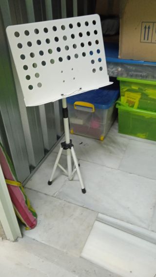 Atril de música blanco