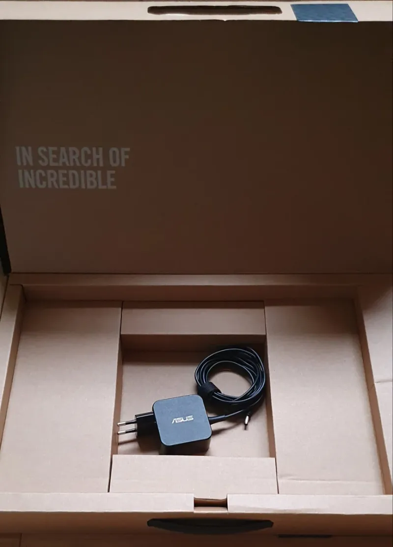 NUEVO.  ORDENADOR PORTÁTIL ASUS VIVOBOOK 15 afbeelding 2