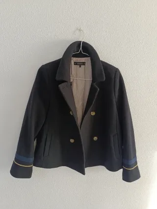 Abrigo marinero paño Zara azul y dorado