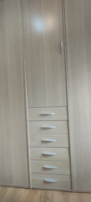 Armario haya súper buen estado.