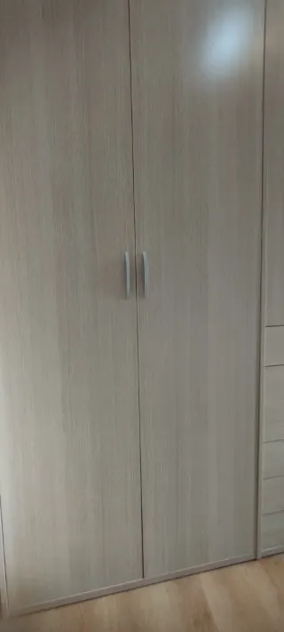 Armario haya súper buen estado.