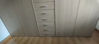 Armario haya súper buen estado.