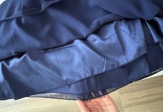 Vestido azul marino invitada