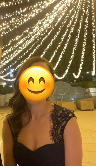 Vestido azul marino invitada