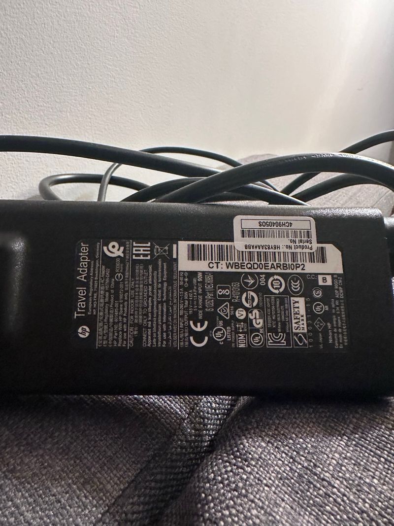 5 Adaptadores Cargador Portátil original HP y Dell
