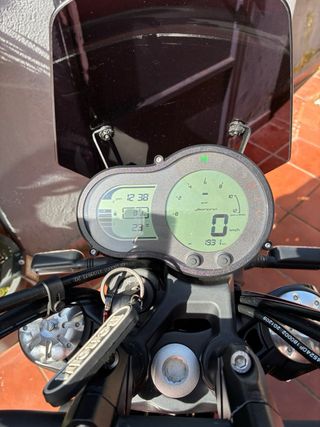 Benelli Leoncino 500cc - 2000 km , diciembre 2024