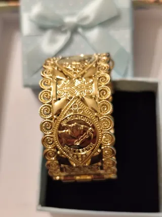 Pulsera acero de oro