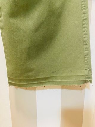 Pantalón cargo verde Bershka