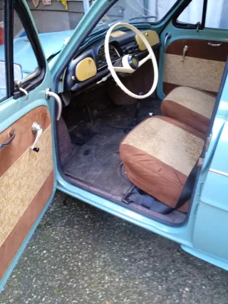 Renault dauphine 1961