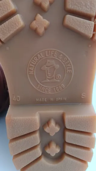 Botines de cuero con forro,color avellana,Nuevas