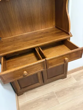 Chinero de madera de castaño