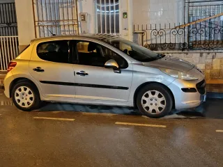Peugeot 207 2009