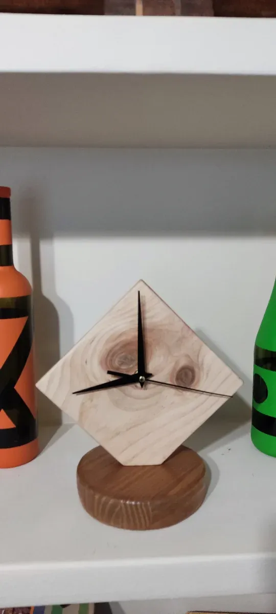 Relojes de mesa decorativo madera y pintura