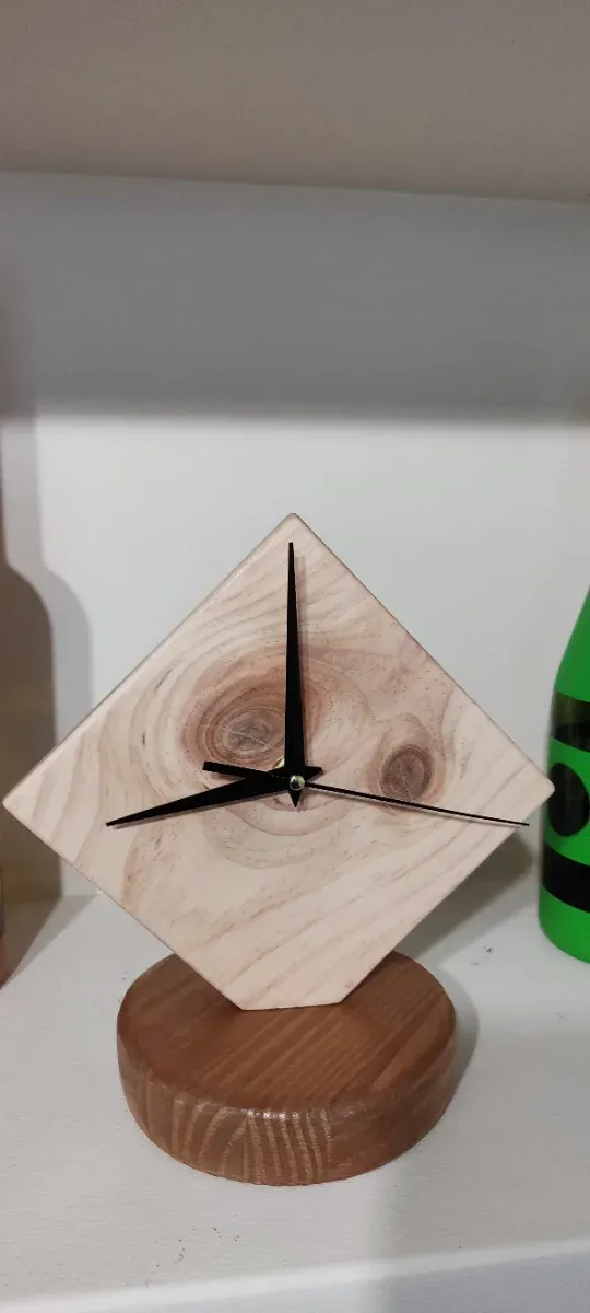 Relojes de mesa decorativo madera y pintura