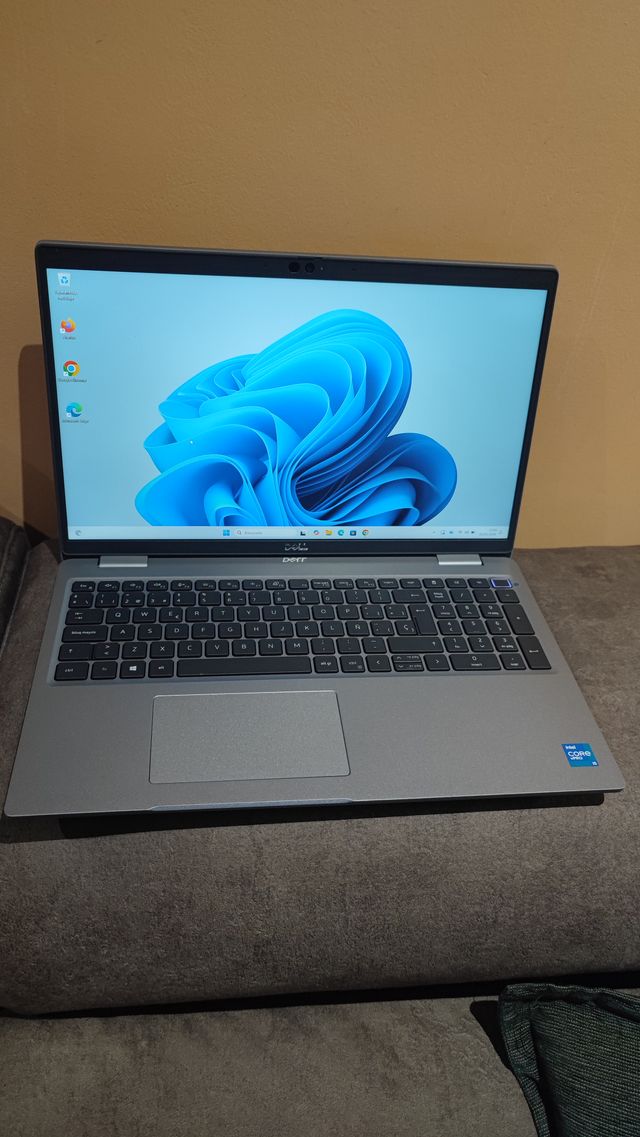 Dell Latitude 5520 i5 11th Gen 16GB RAM