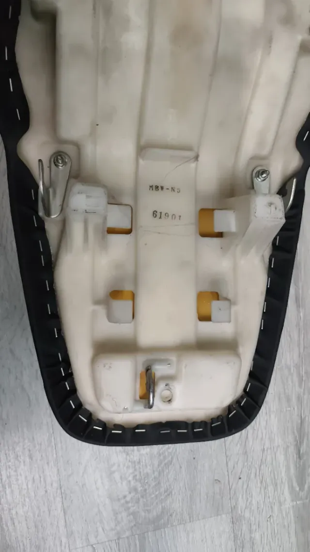 Asiento Honda CBR600 F4i