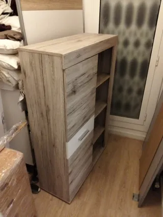 Estantería vitrina madera y cristal