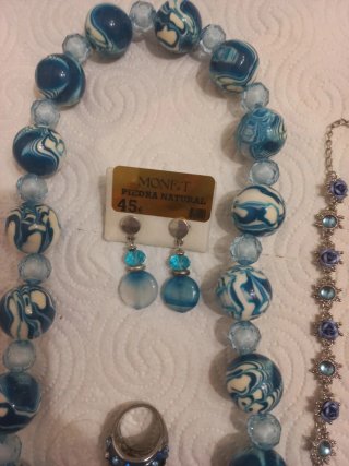 Conjunto Monet: Collar, Pendientes, Anillo y Pulse