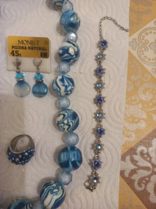 Conjunto Monet: Collar, Pendientes, Anillo y Pulse