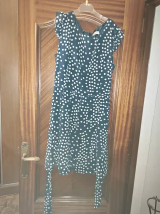 Vestido lunares talla 46 (equivale a 44)