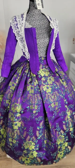 Traje Fallera Seda Morado y Verde