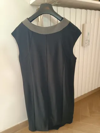 Elegante abito bicolore nero e grigio