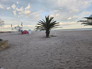 Piso en alquiler en Las Islas en Sagunto