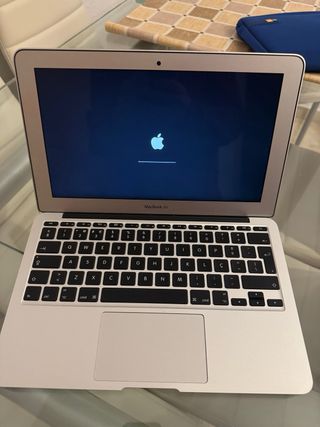 MacBook Air 2015 Plata. 11 pulgadaa
