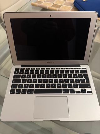 MacBook Air 2015 Plata. 11 pulgadaa