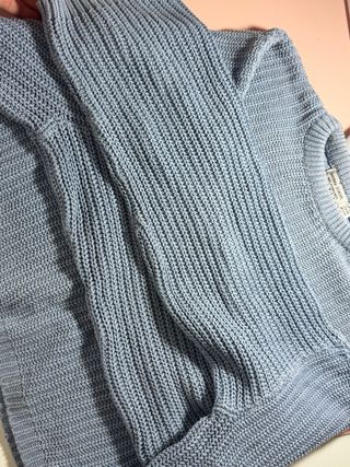 Jersey Bershka punto grueso azul claro Talla M