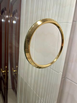 Mueble armario de baño completo beige y dorado