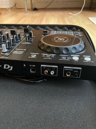Controlador DJ Pioneer DDJ-400