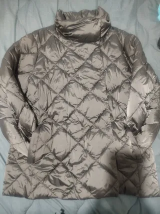 Cazadora Couchel gris con etiqueta